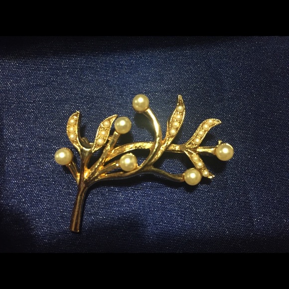🪩Vintage Gold Brooch - Picture 1 of 3